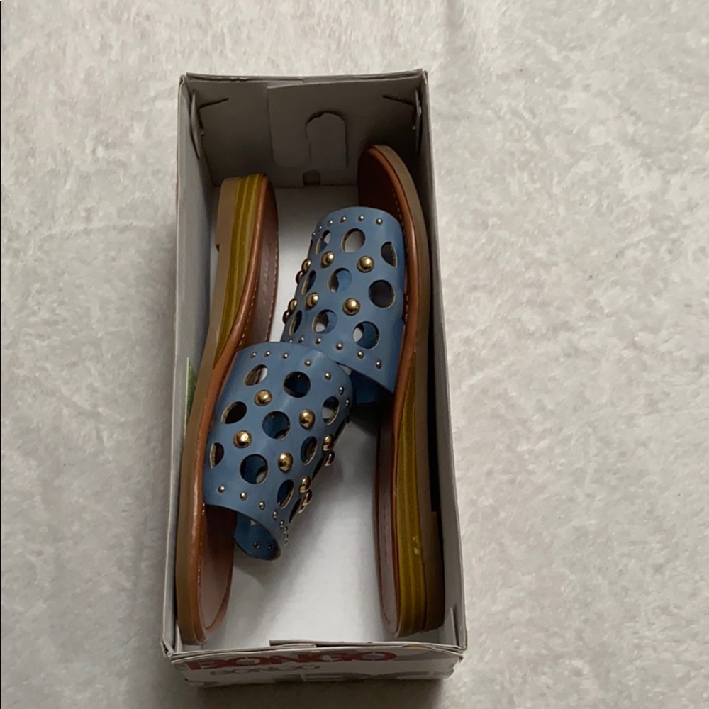 Sandals - Picture 2 of 2